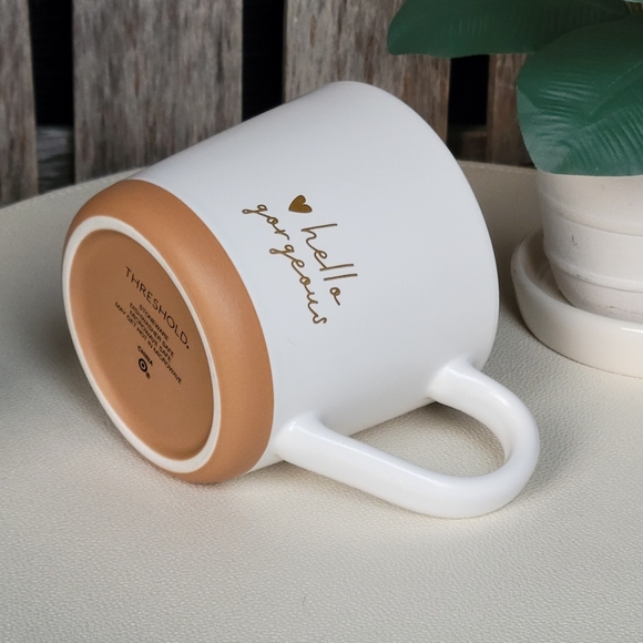 Threshold Elegant White and Tan Mug with Gold Detail Hello Gorgeous - Picture 3 of 5
